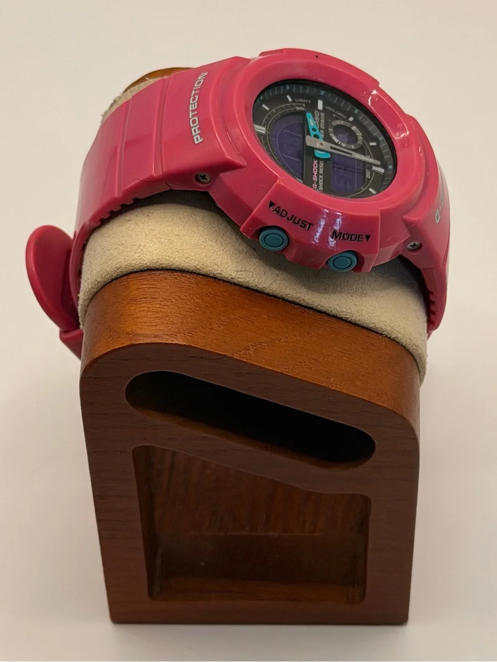 Casio G-Shock Crazy Colour Watch AW-582SC Pink Purple New Battery